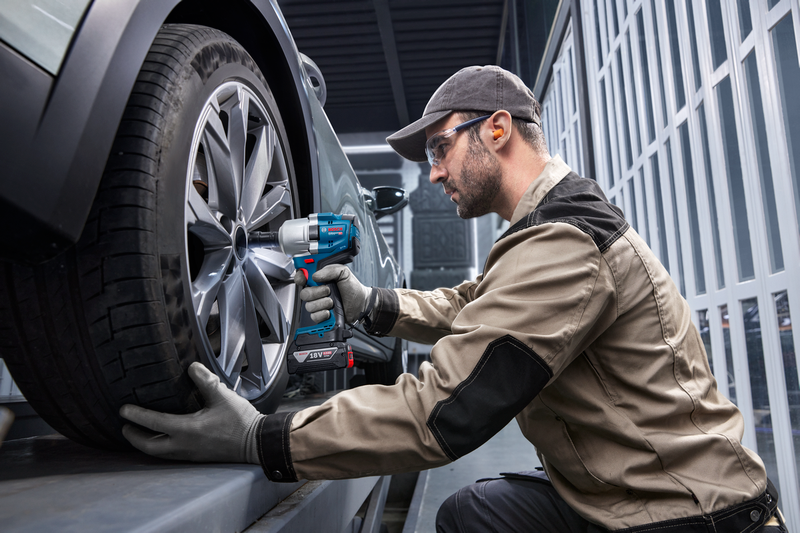 04GDS_18V-780_ApplicationImage_Wide_04 (2).png