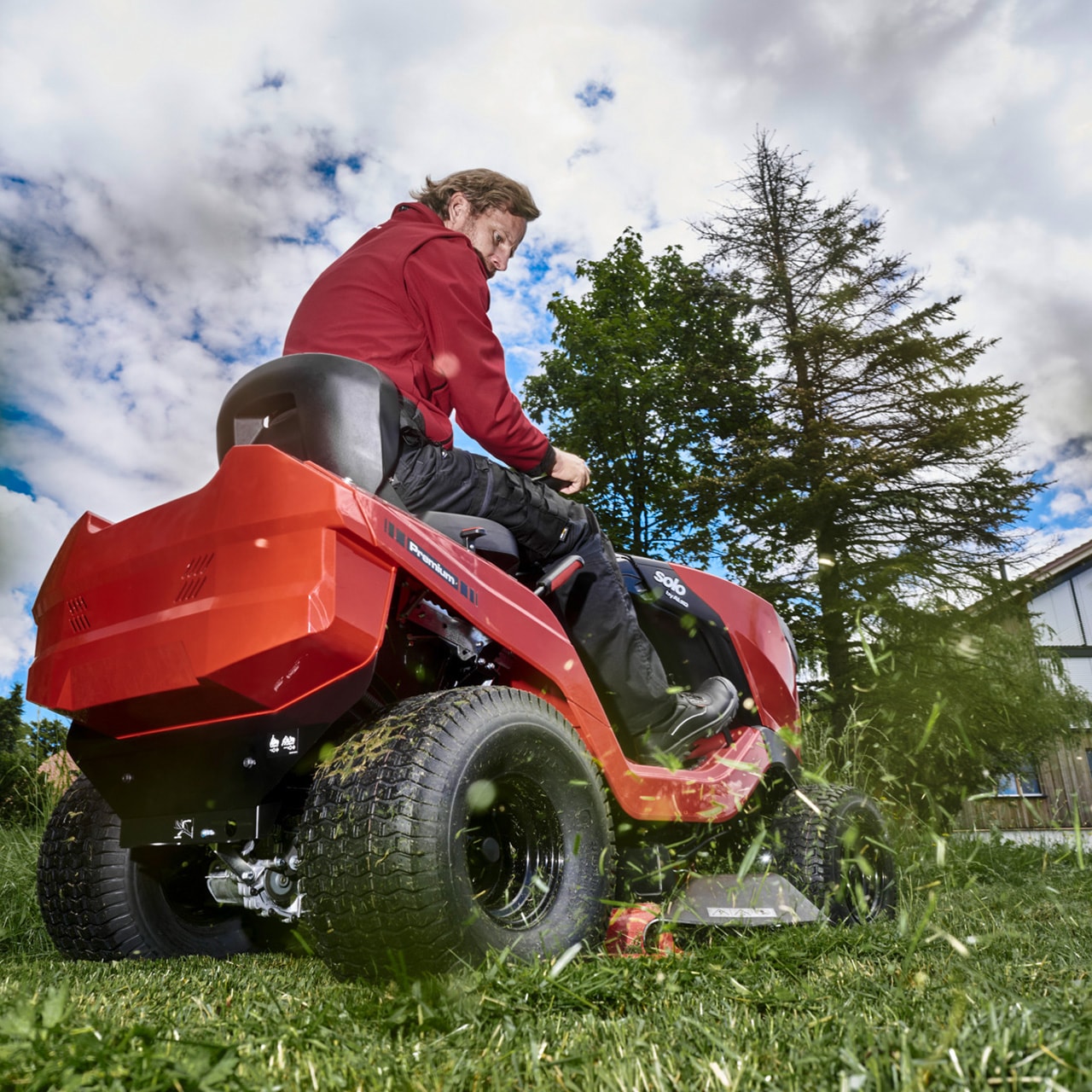 127727-tractor-t22-111-4-hds-a-v2-webshop-mood-2.j