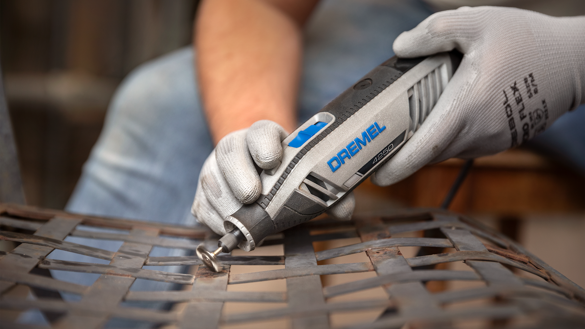 dremel-4250-428-multi-tool-hero-cleaning-metal-gar