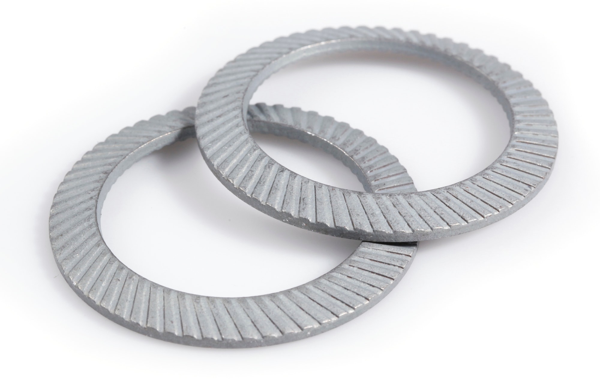 Arvid Nilsson Schnorr-jousialuslevy muoto VS FZB UBox