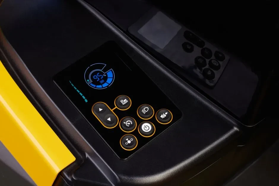 b6952a91871e35654641665ff643f01a31_Tornado7108e_2T