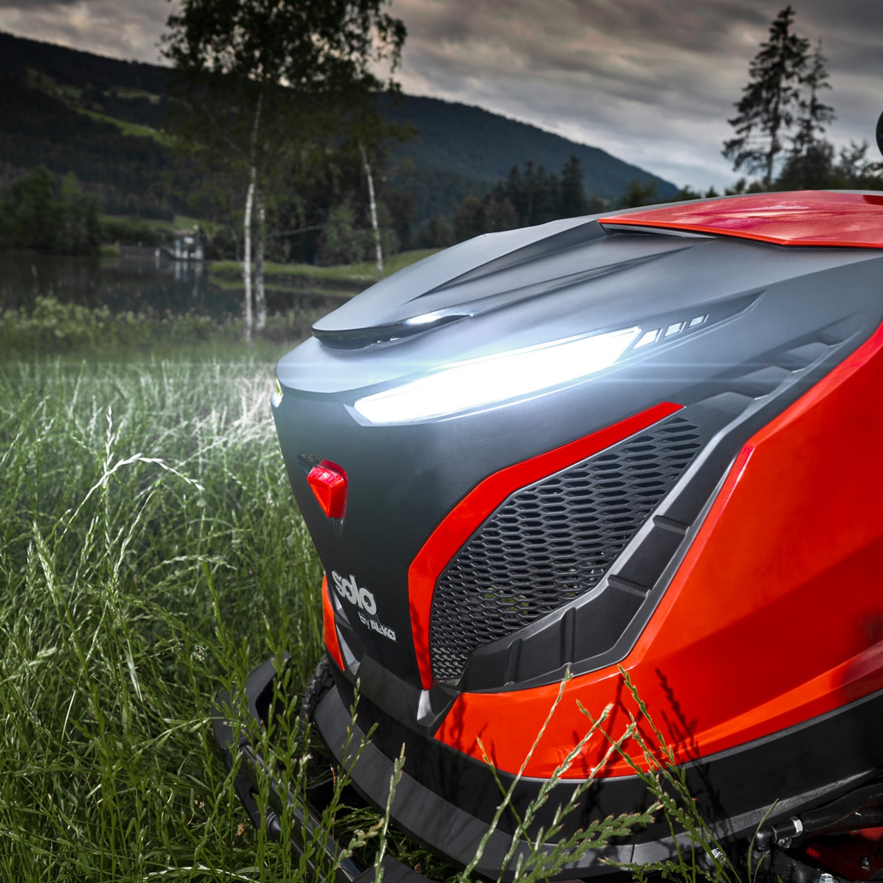 127709-high-grass-traktor-t22-110-4-hdh-a-v2-websh