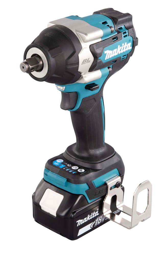 Makita Mutterdragare 18V 1/2" 700NM 2X5Ah Laddare MAKPAC