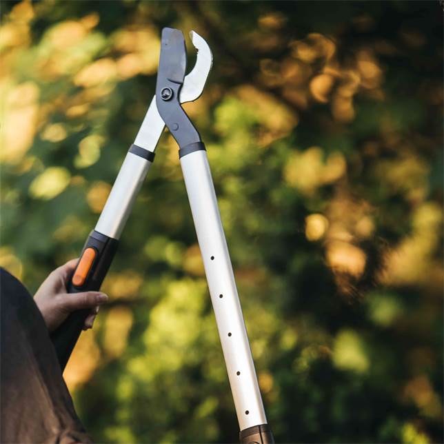 1013564_fiskarsemea_02_smartfit_lopper_bypass[1].a