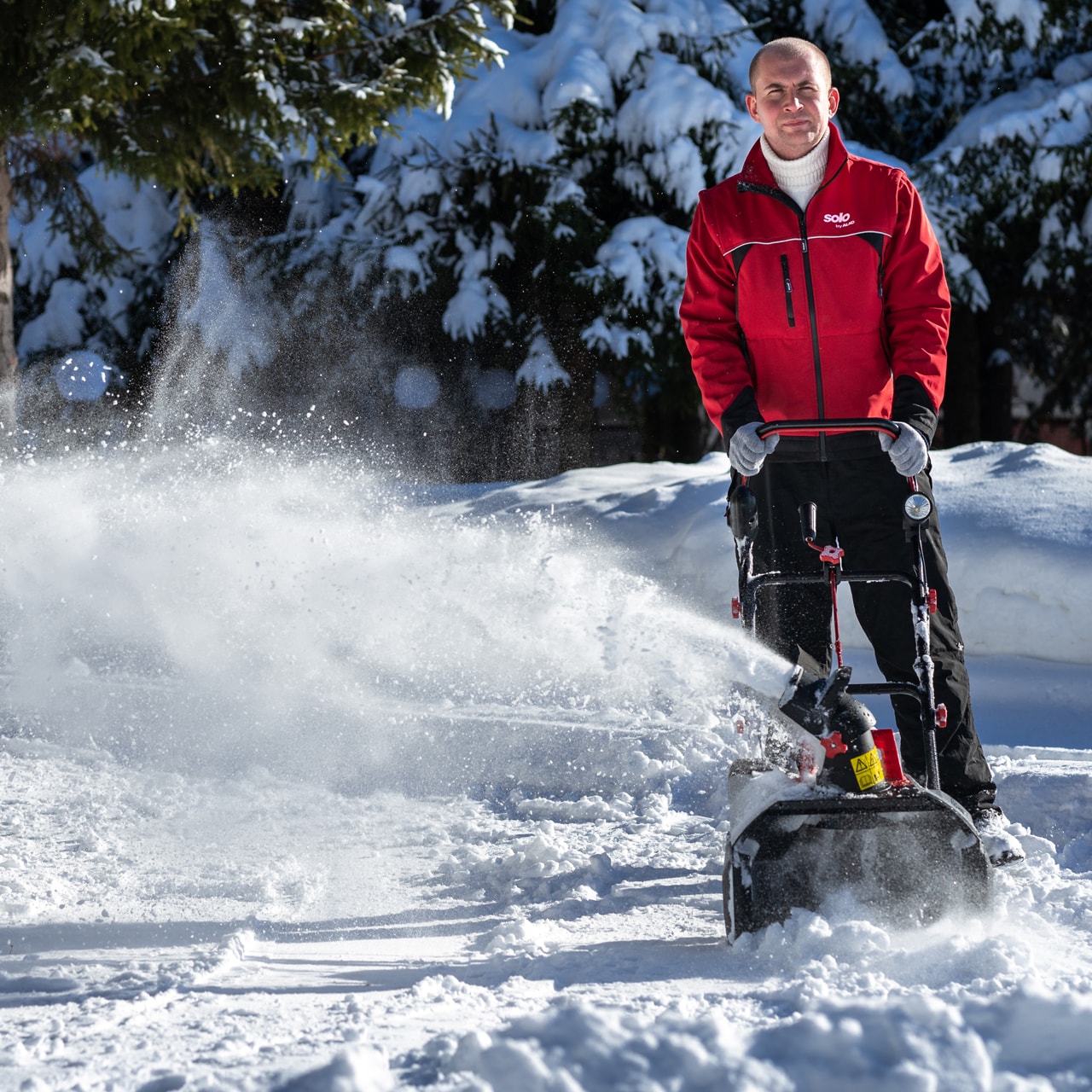 113591-battery-snowblower-st-4048-webshop-mood-01.