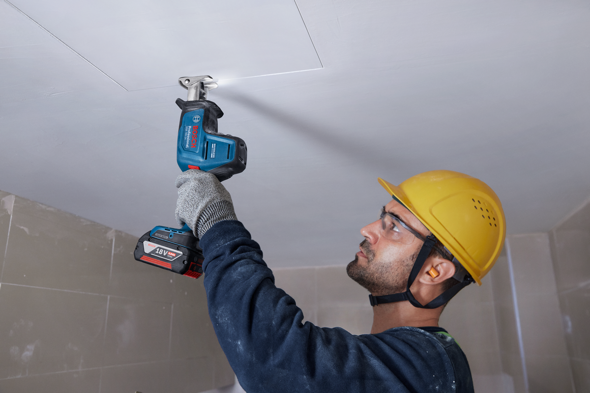 BOSCHGSA18V-24close-up08 (11).png