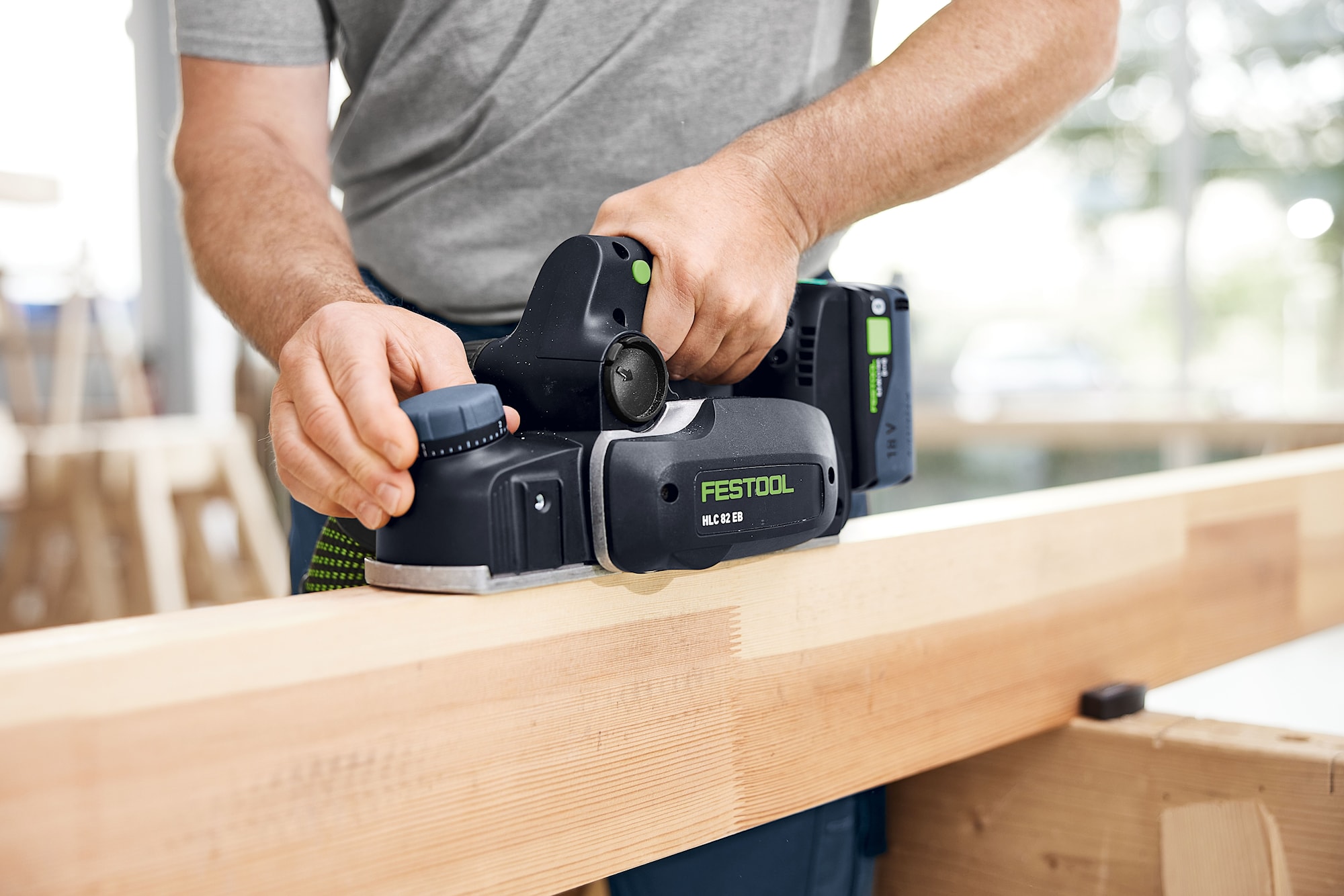 down_ho_hlc82_578002_a_43a (1).jpg