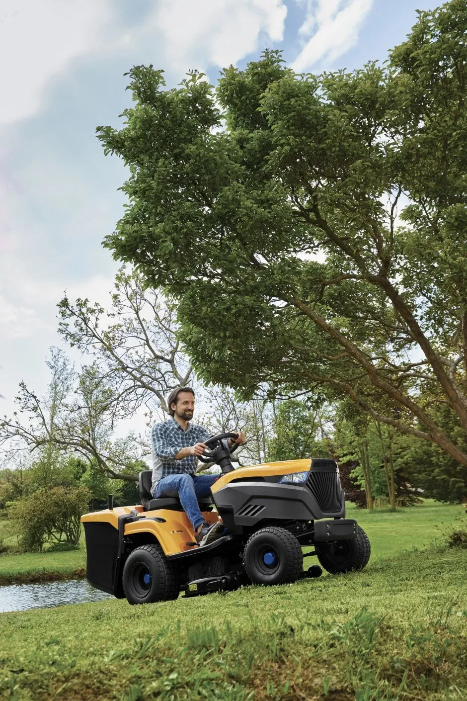 fc4bc7f60e0d56b4471e3d153b509deb23e4_ESTATE584e_2T