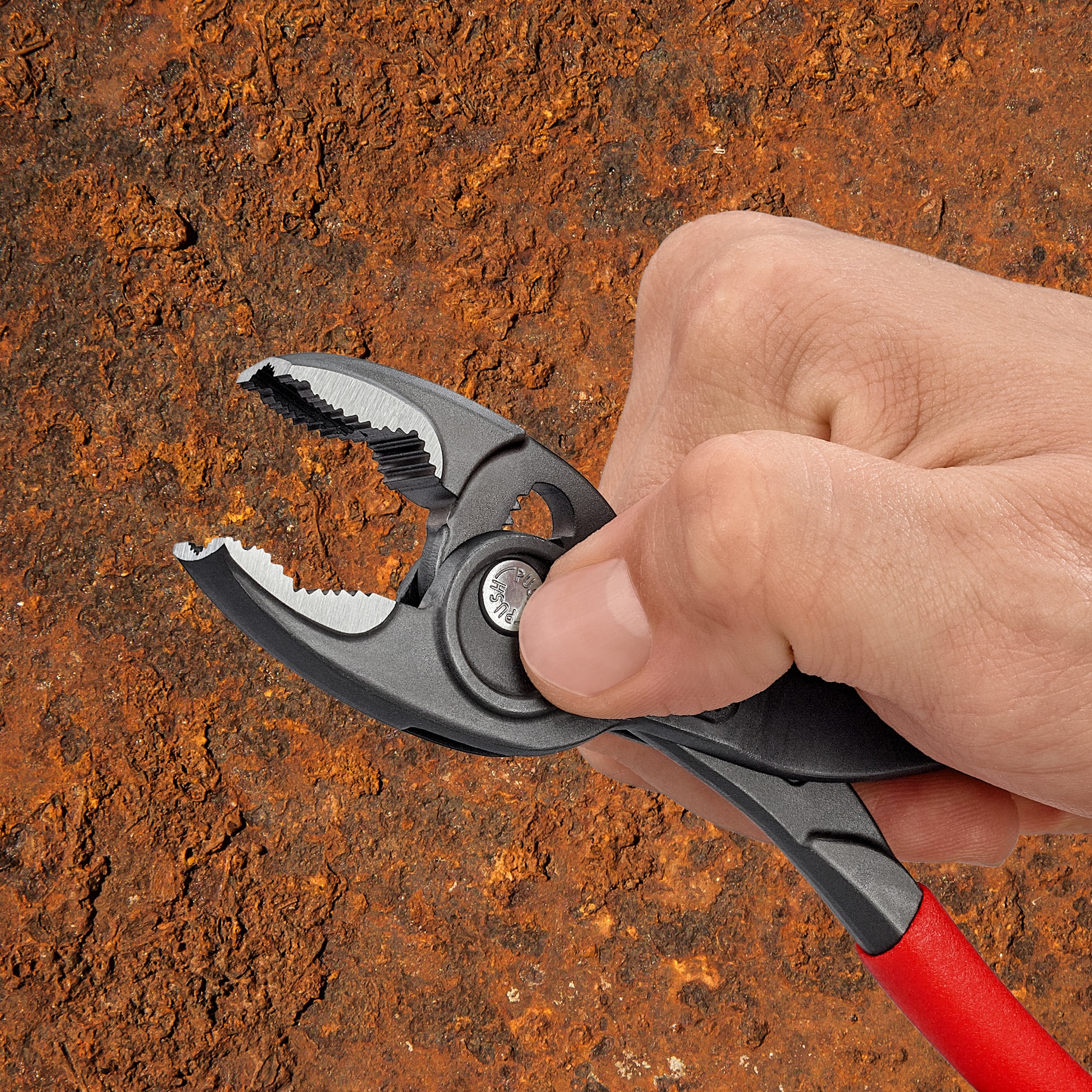 8201200-00-F-A-03.jpg