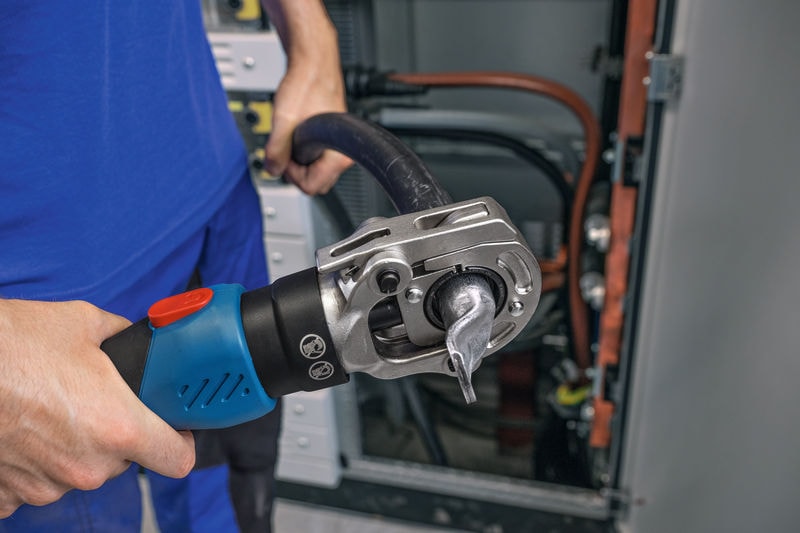 GPH_18V-60_Application_Close_0319 (3).jpg